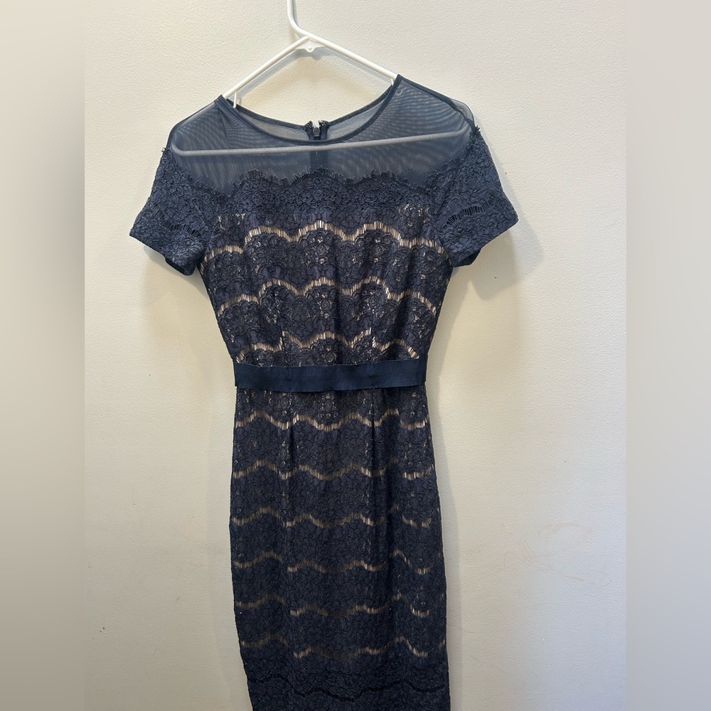 Jax Elegant Navy Lace Dress Size 2